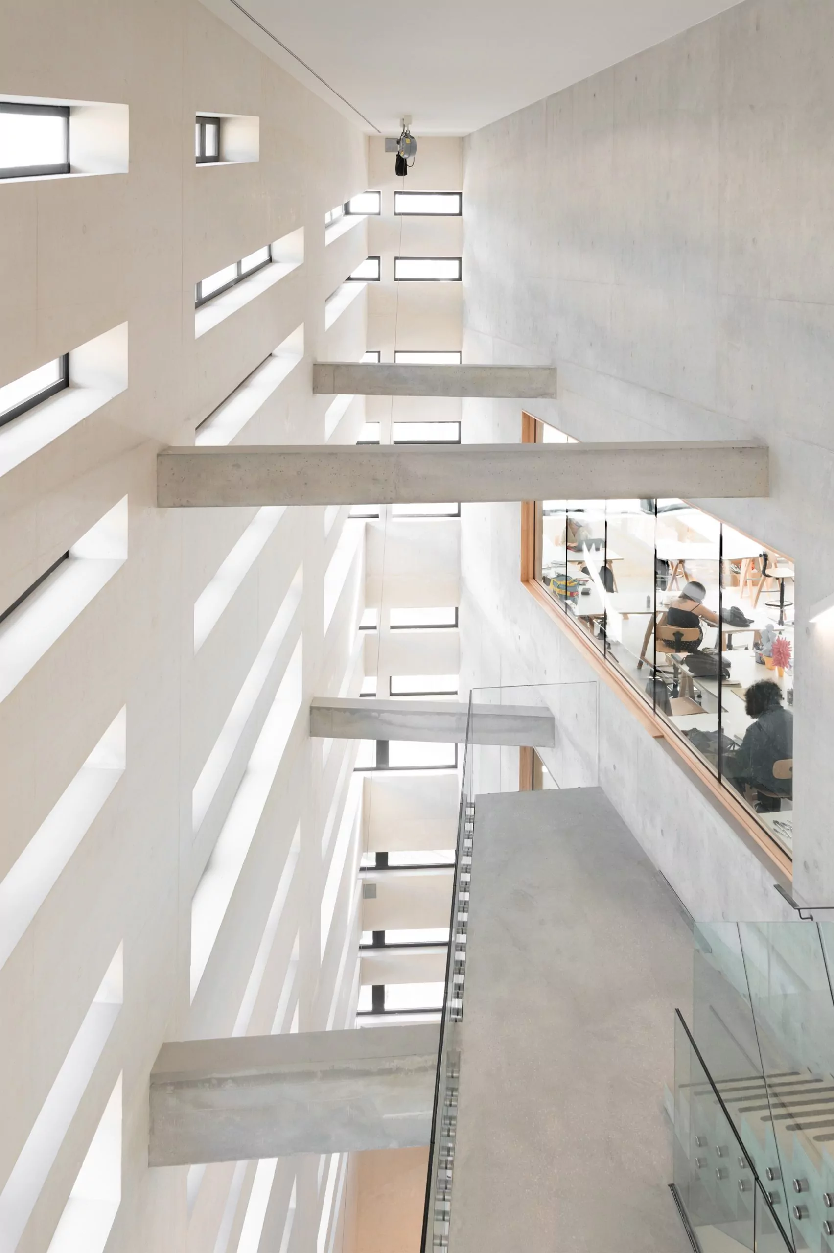 ateliers ésadtpm et show off vertical