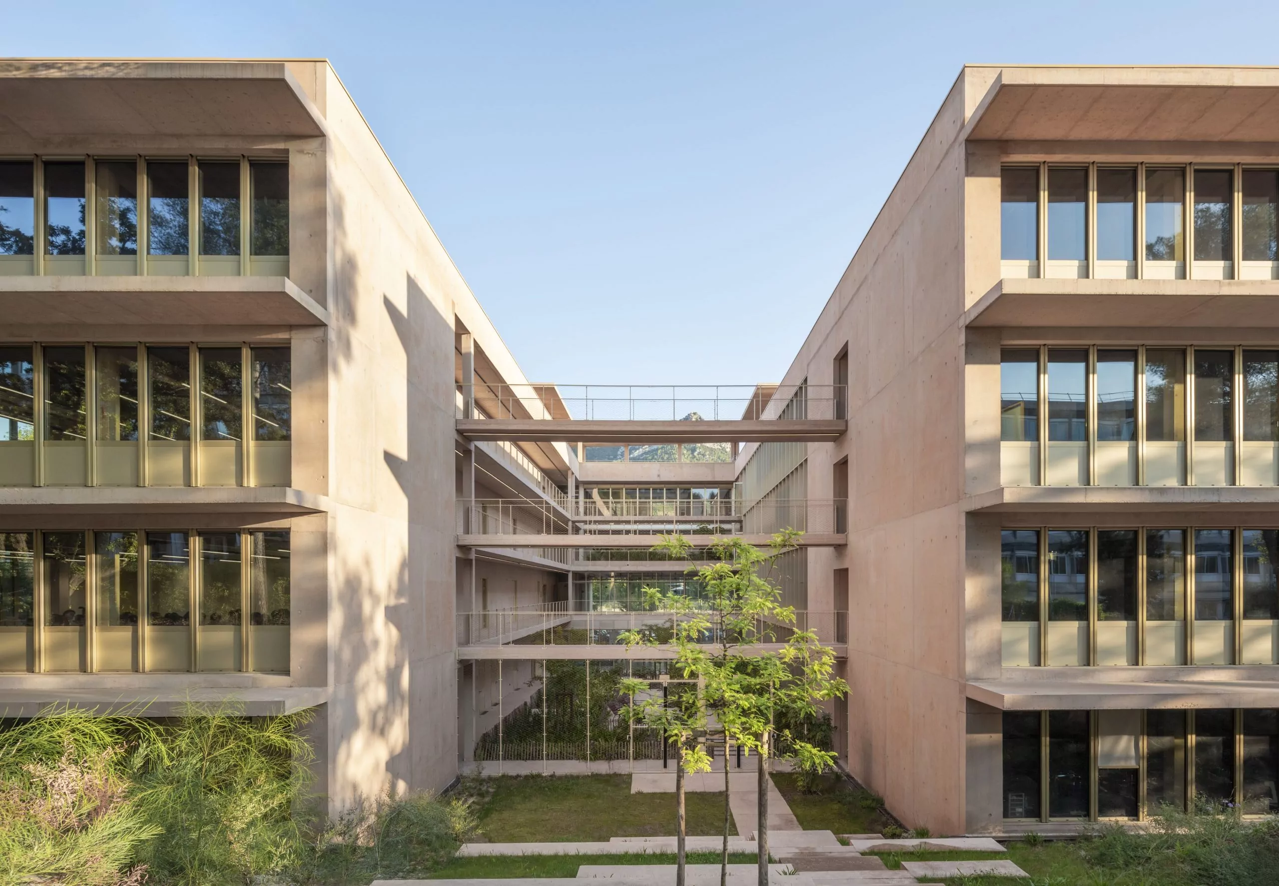 VezzoniAssocies_IUTGIMGEII_Photo01